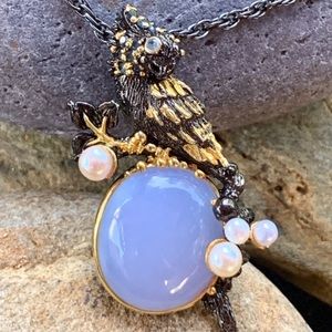 Lavender Chalcedony Parrot Sterling & 14 kt Pendant/Broach